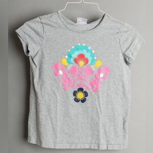 Like new Hanna Andersson gray tee with scandi print size 10